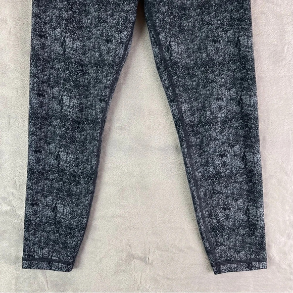 Peloton Cadence Blue Heather Capri Leggings Size XS Training Gym Cropped - Picture 7 of 14